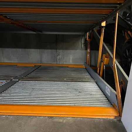 Mit Loggia Apartment